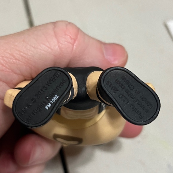 Funko Vaulted #05 series 1 WWE, Stone Cold Steve Austin - Picture 6 of 6